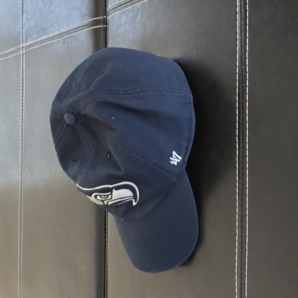 Men's Seattle Seahawks '47 College Navy Franchise Fitted Hat - Picture 7 of 9